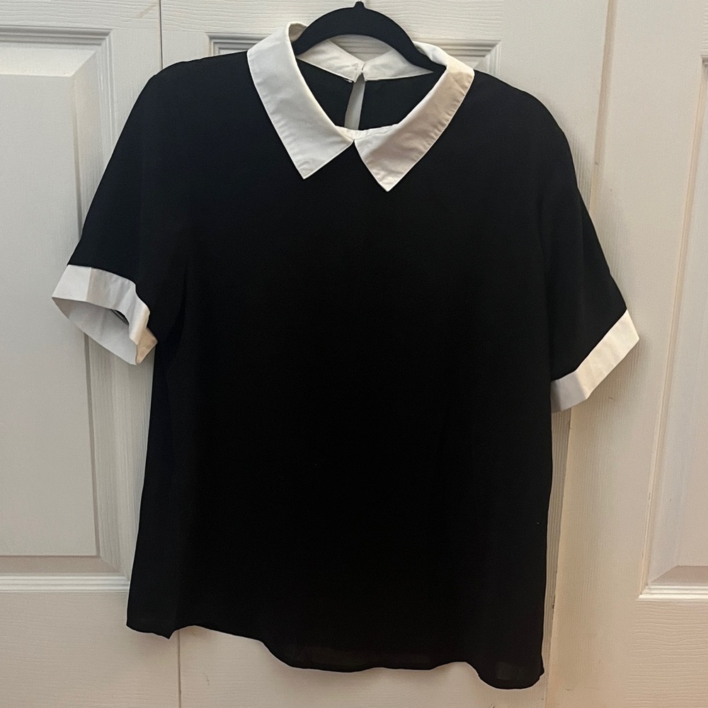 SHEIN Contrast Trim Black Blouse